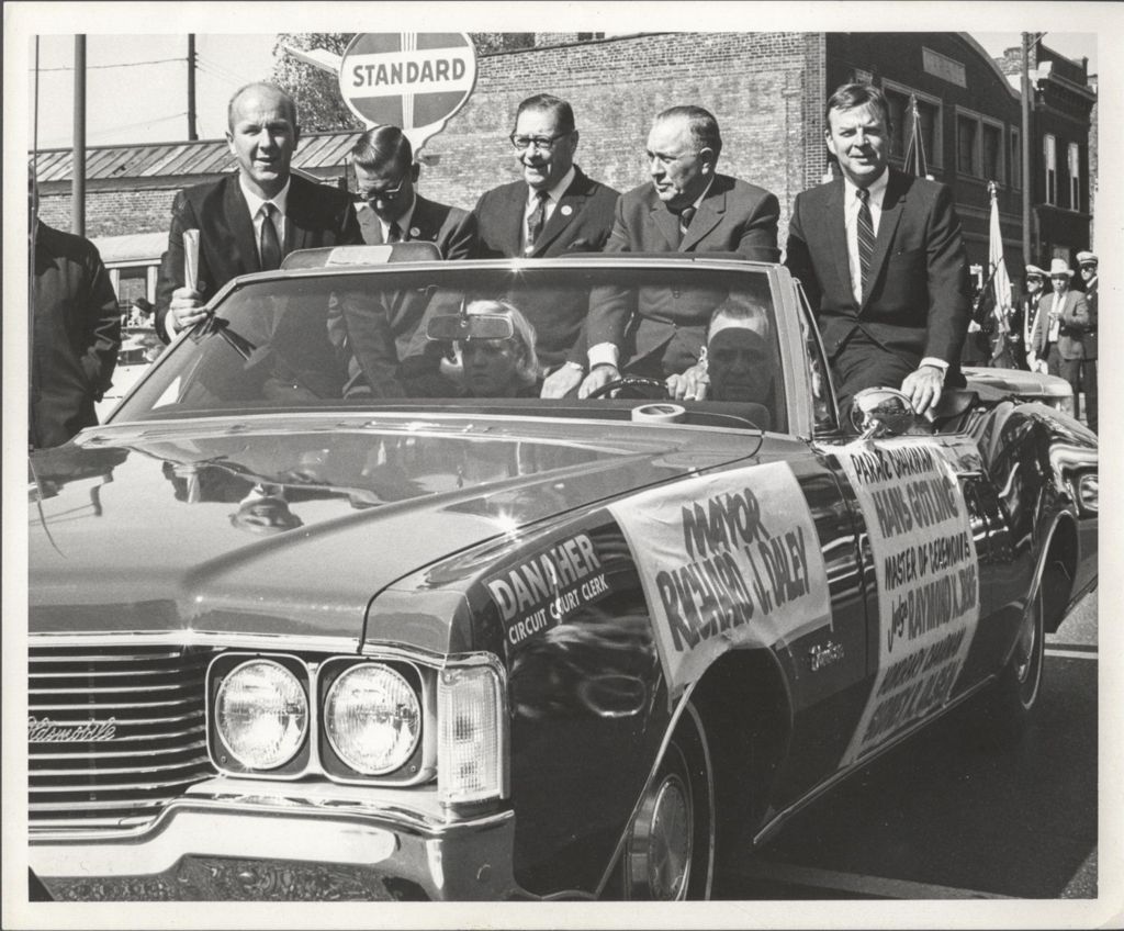 47th Ward parade in Andersonville, Richard J. Daley and others