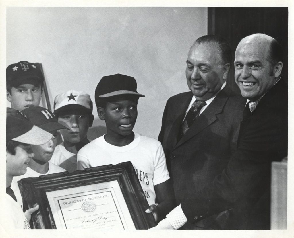 Miniature of Richard J. Daley receives award for the Mayor's baseball program