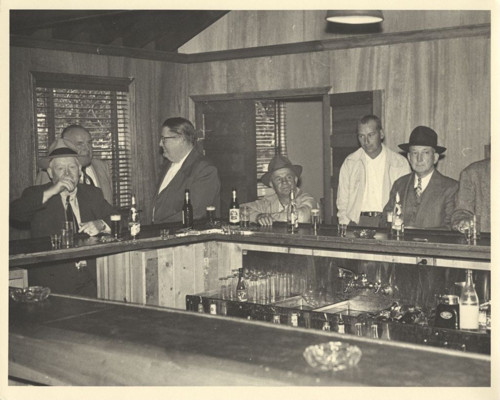 Men at the bar at the Hamburg Athletic Association