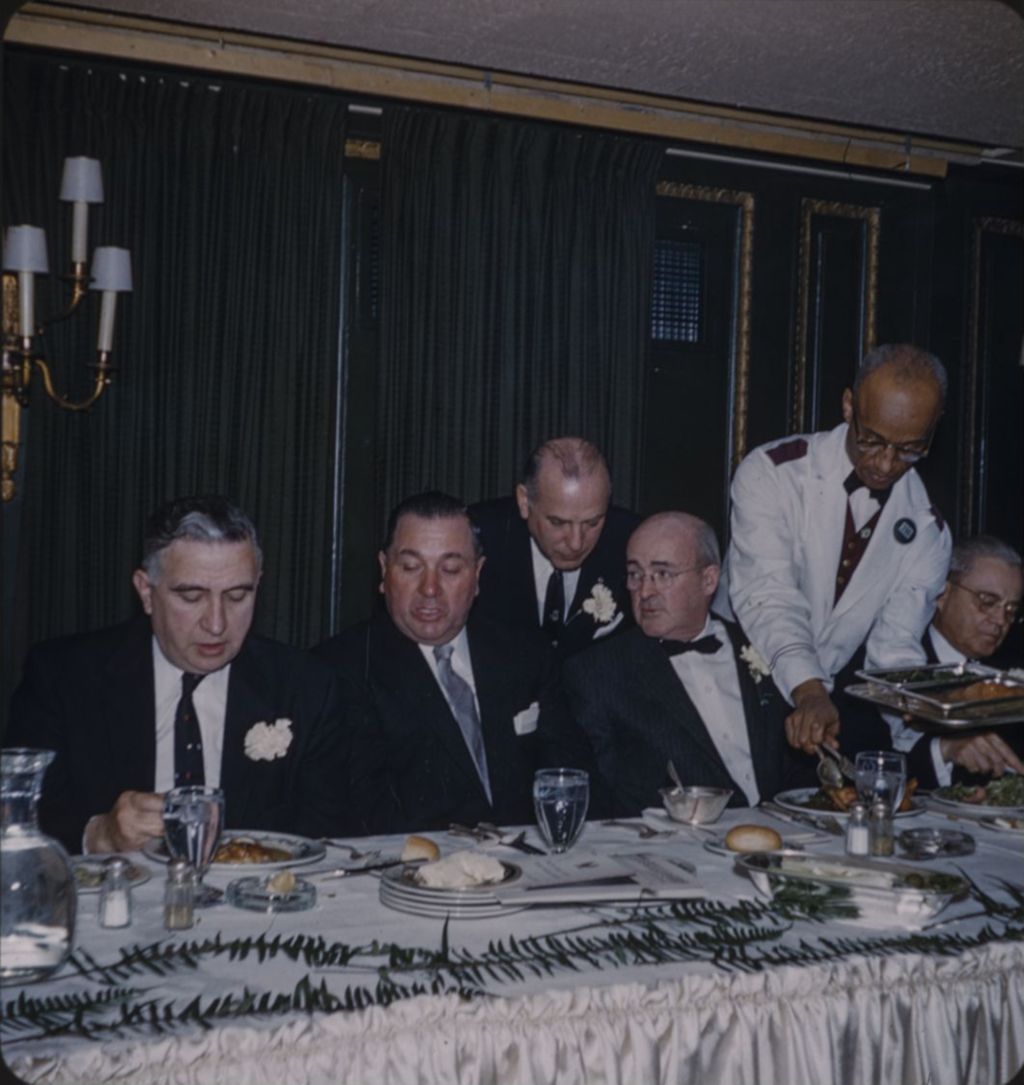 Stereoscopic slide of Decalogue Society of Lawyers banquet