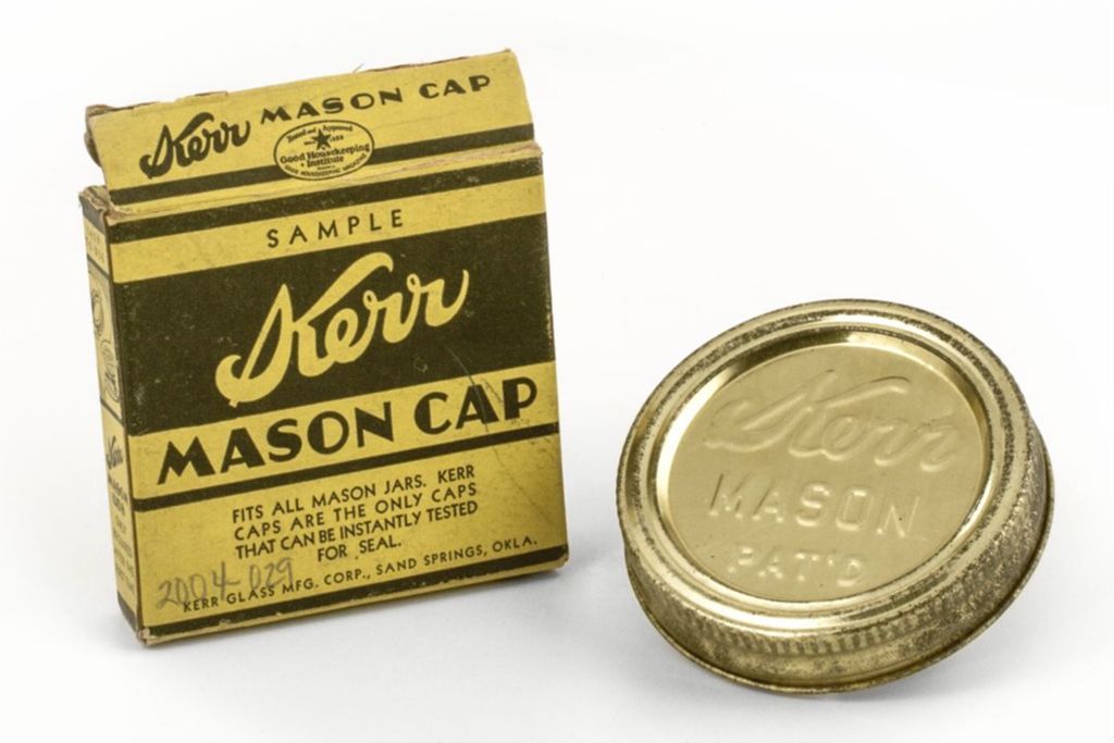 Miniature of Souvenir mason caps