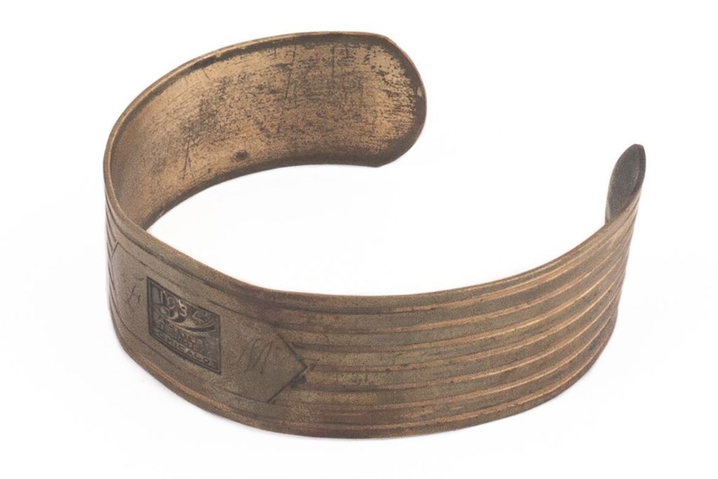Souvenir bracelet and ring
