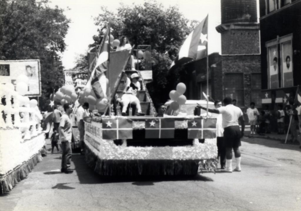Miniature of Parade float