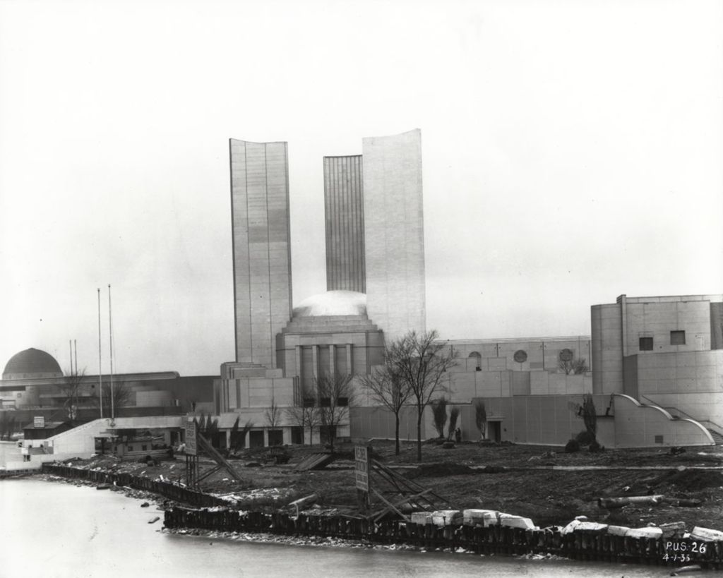 Miniature of Construction of the Federal Building on Northerly Island adjacent to the Court of States exhibit
