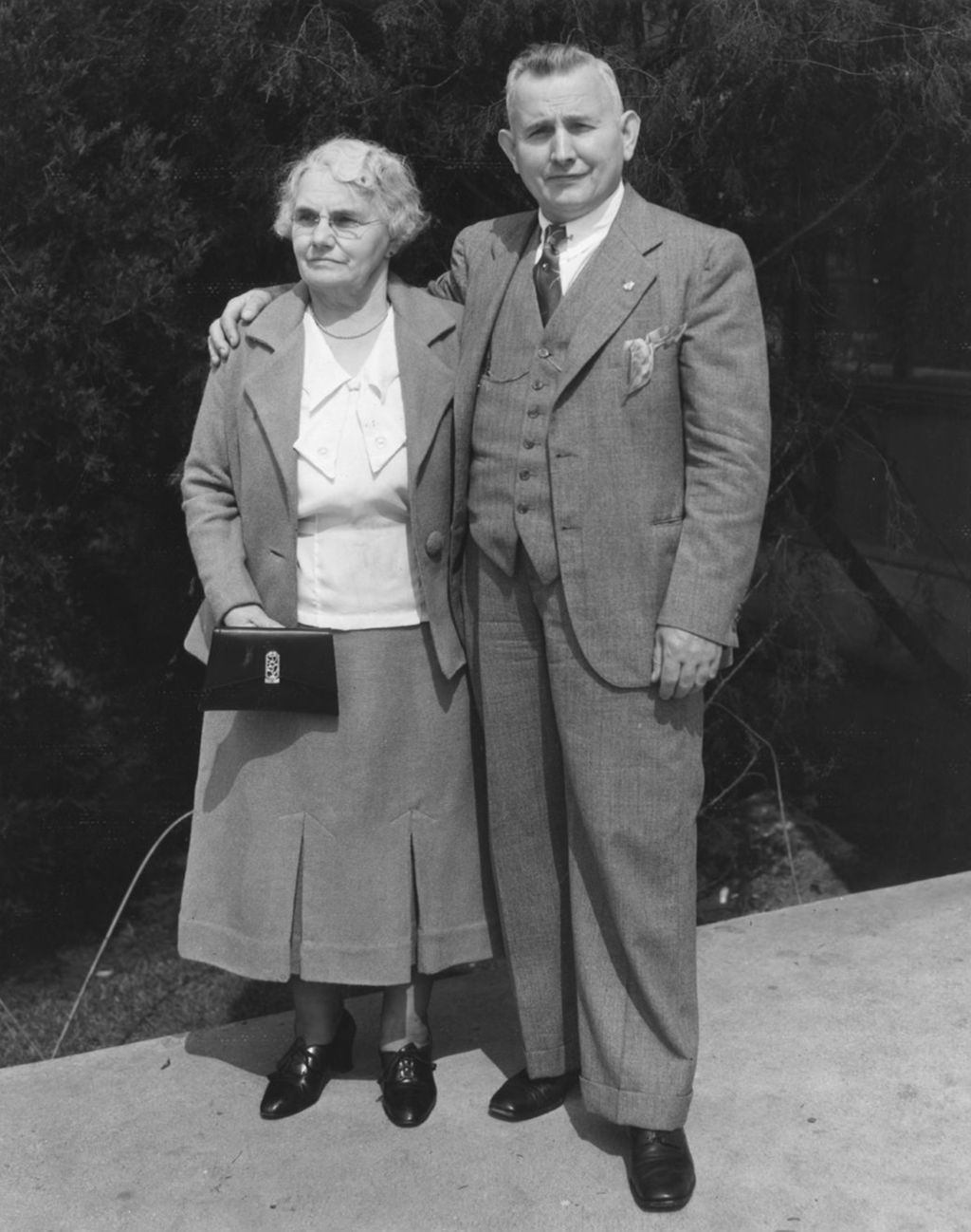 Brother and sister reunite at the Chicago World's Fair