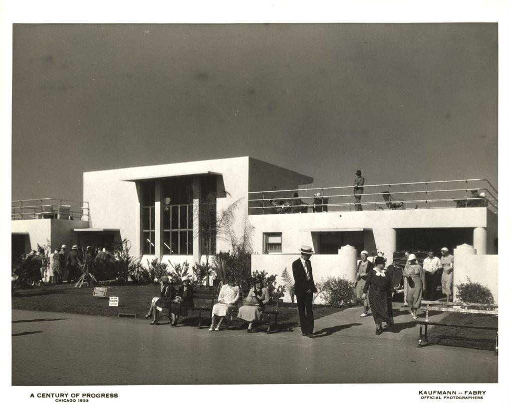Model Florida home at the Century of Progress International Exposition.