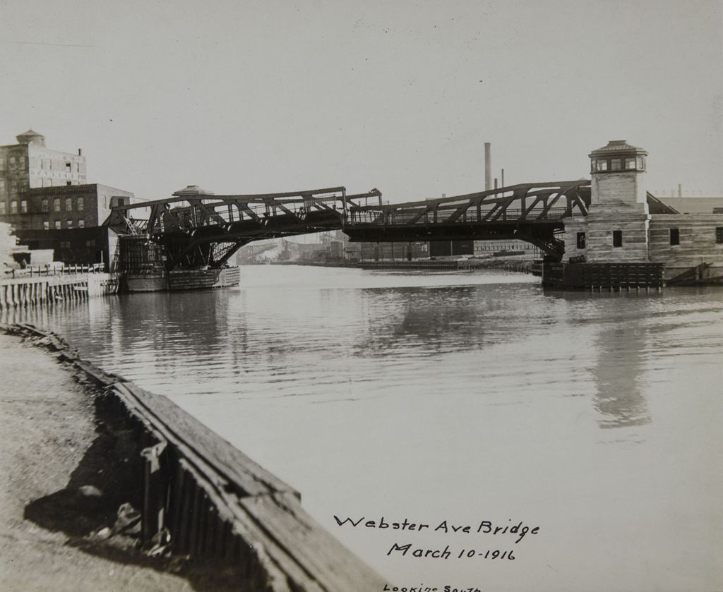 Miniature of Bridges, viaducts, and underpasses: Webster Ave. Bridge and Wells St. Bridge (Folder 33)