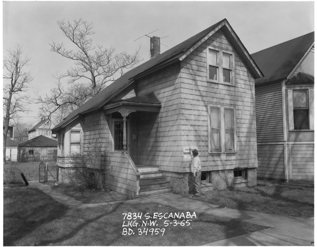 Miniature of Escanaba Ave. (7834); Euclid Pkwy. (7113); Evans Ave. (4309-11, 7800); Evergreen Ave. (454, 792, 1362, 3320); Ewing Ave. (9457); Exchange Ave. (7454) (Folder 390)