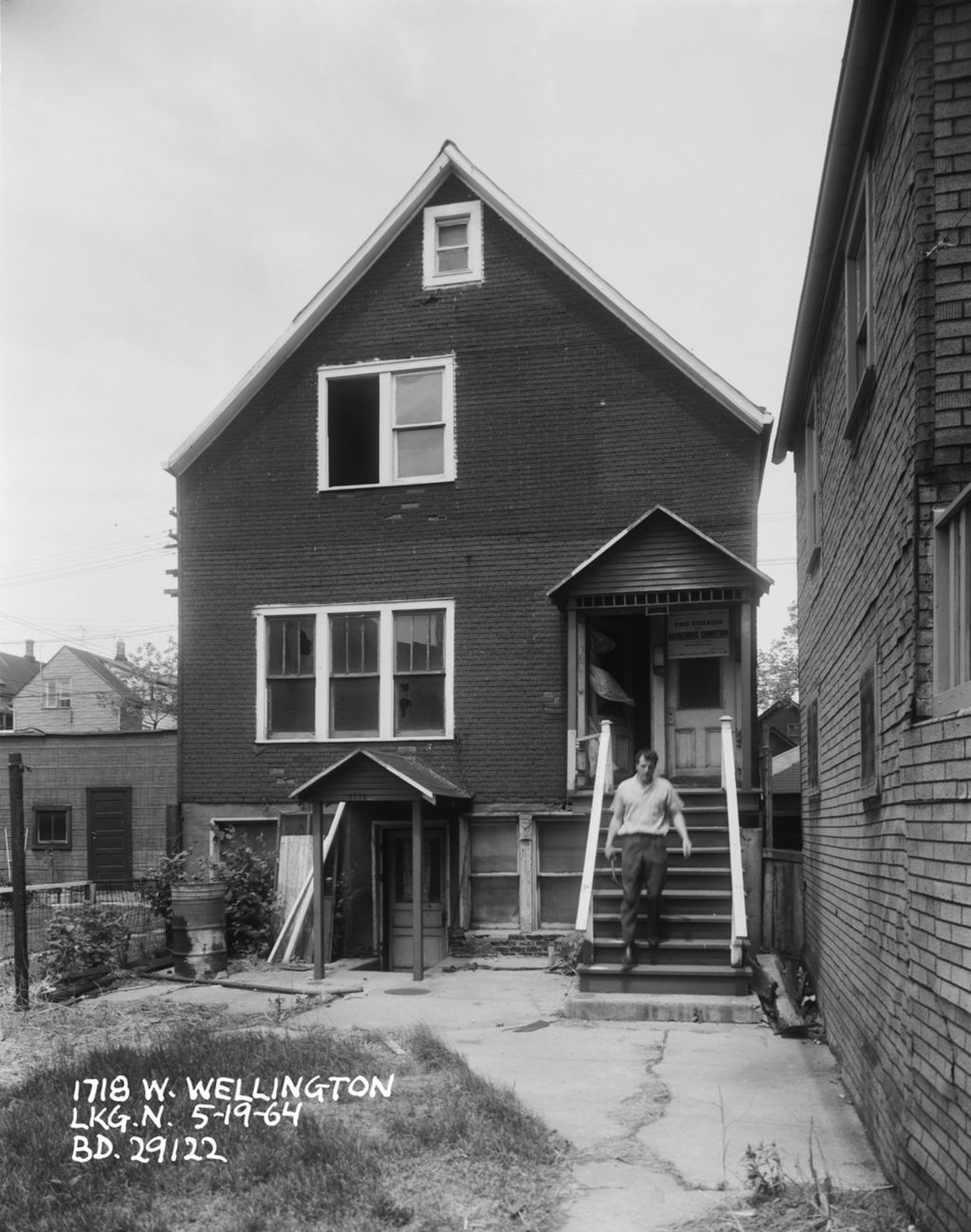 Miniature of ; Wellington Ave. (1718); Wentworth Ave. and 57th St.; Wentworth Ave. (2916, 2920, 3946, 4142, 4422, 5020, 5125, 5140, 5315, 5325-27, 5411) (Folder 483)