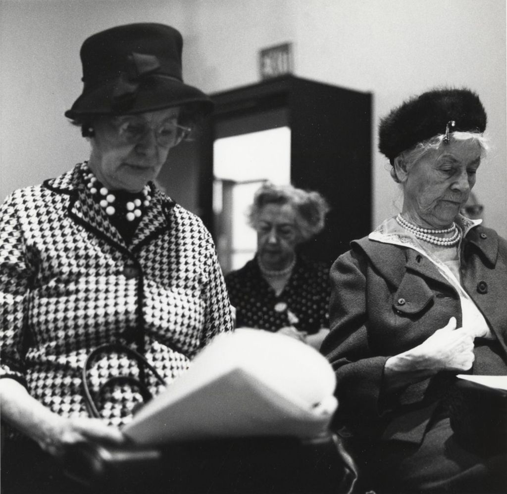 Miniature of Senior women reading