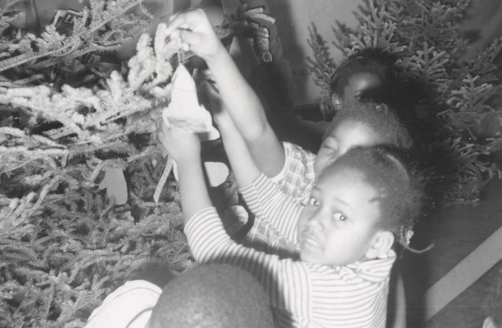 Miniature of Children decorating a Christmas tree at Parkway Community House