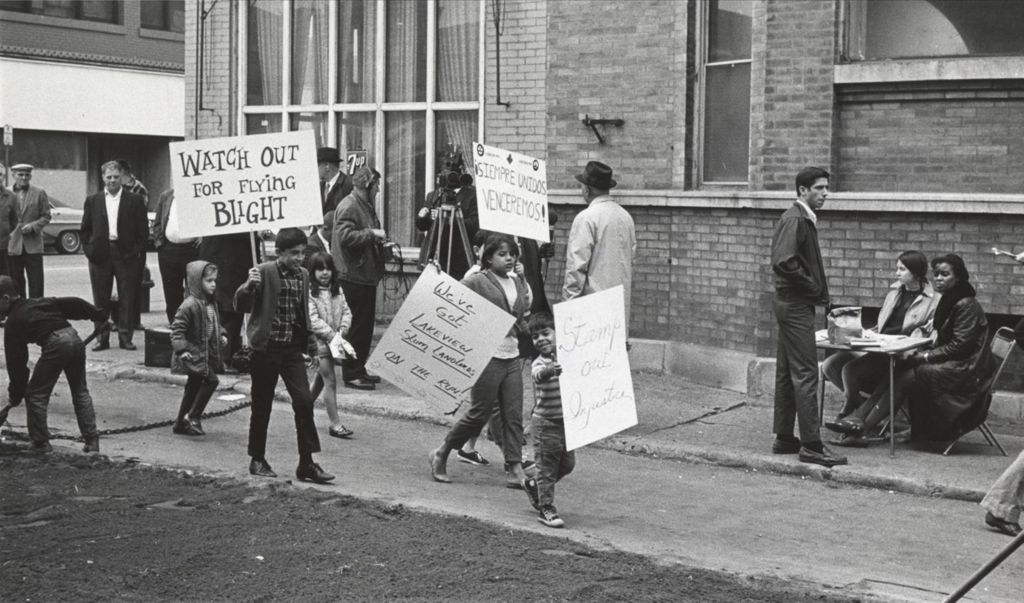 Children affiliated with Hull-House picketing for quality of life improvements in Lakeview