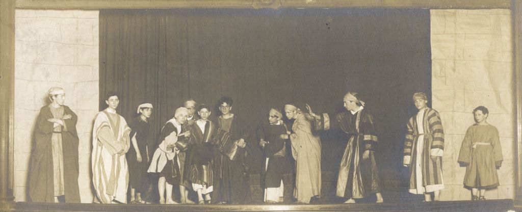 Cast of "Joseph and His Brethren" by Hawthorne Club at Hull-House