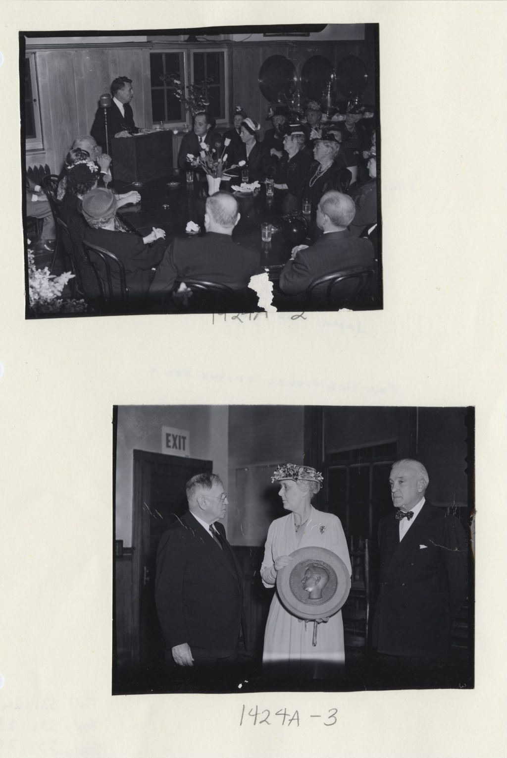 Two photos from the 1949 Hull-House Associates Dinner