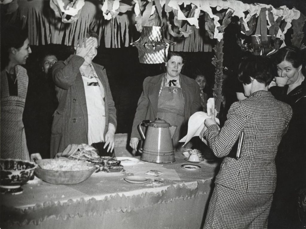 Attendees at an annual Hull-House carnival