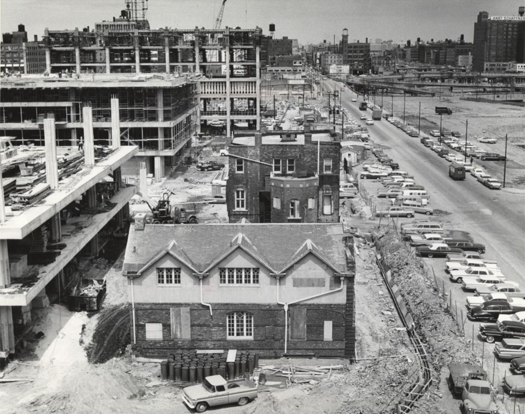 Residents' Dining Hall and Hull Mansion during construction of University of Illinois at Chicago campus
