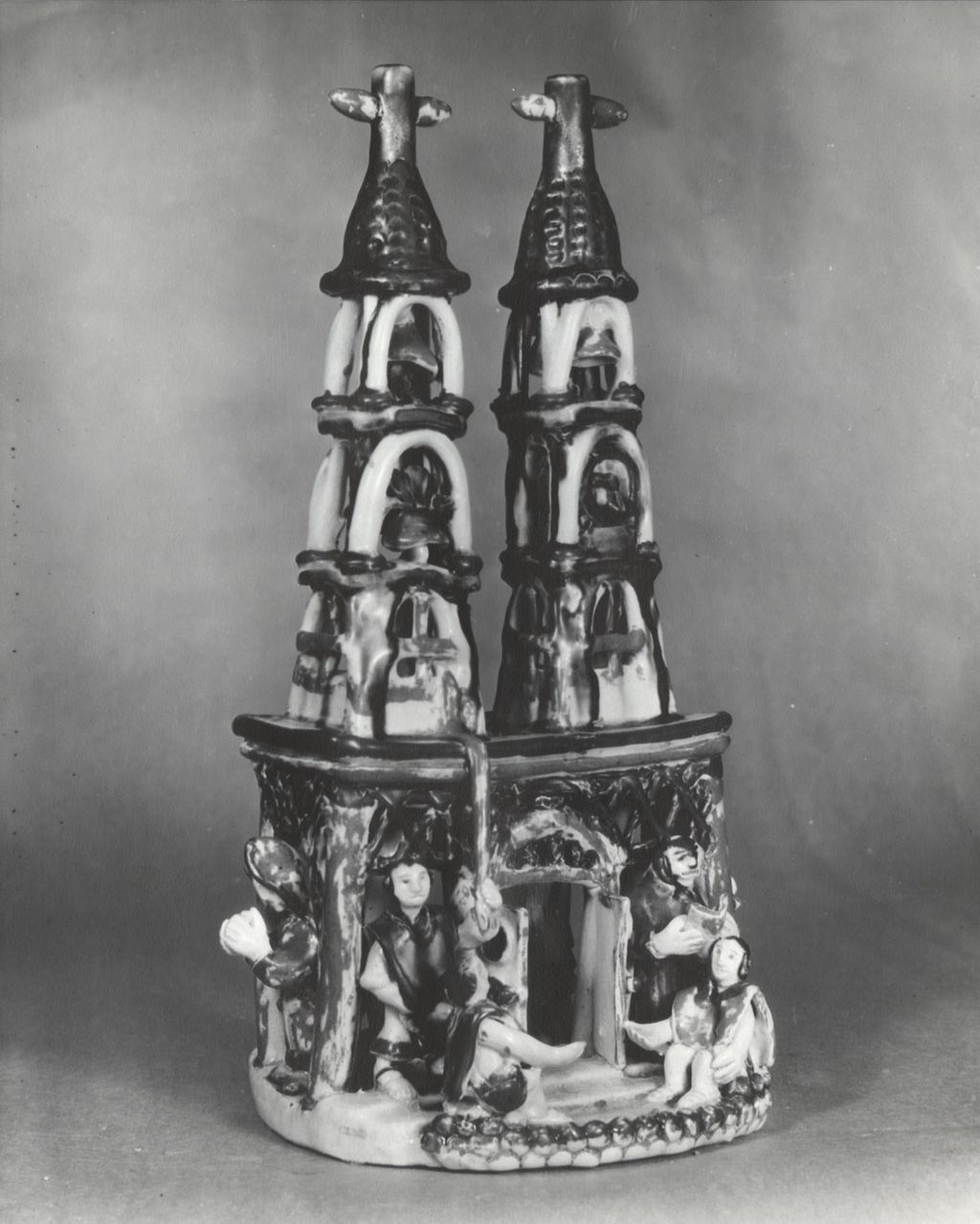 Ceramic sculpture of a cathedral by Miguel Juárez