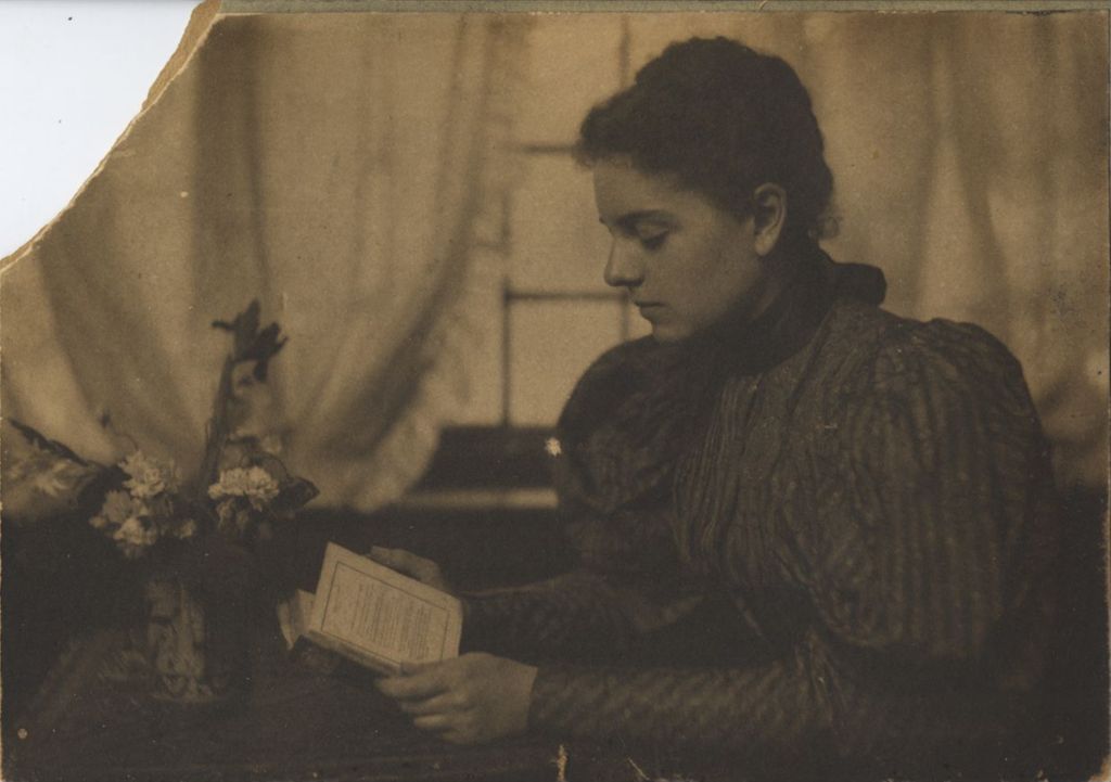 Hull-House resident and trustee Mary Rozet Smith in London reading a book