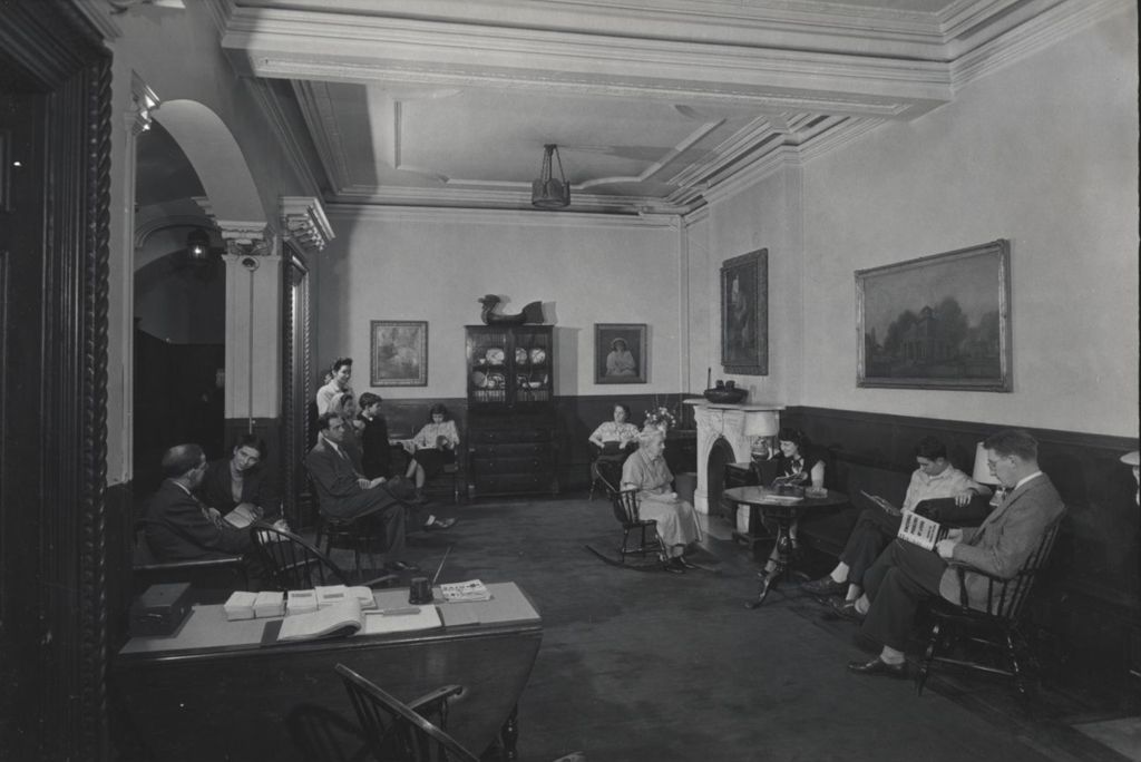 Hull-House reception room