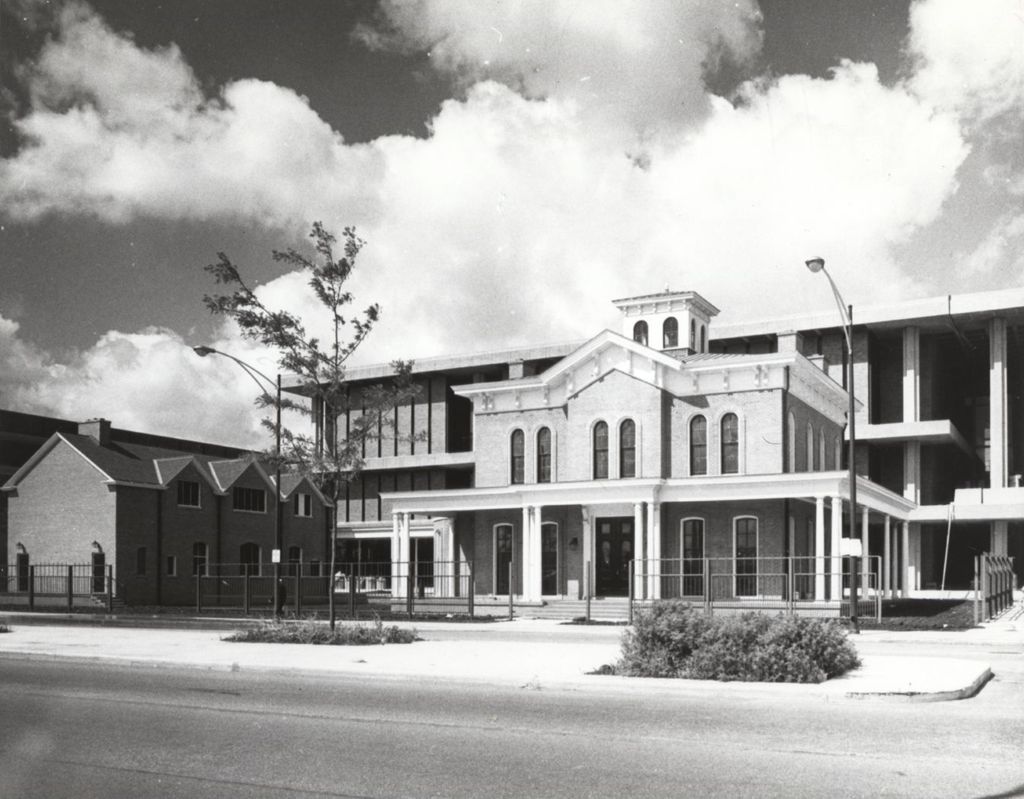 Hull Mansion and Residents' Dining Hall following 1960s renovation