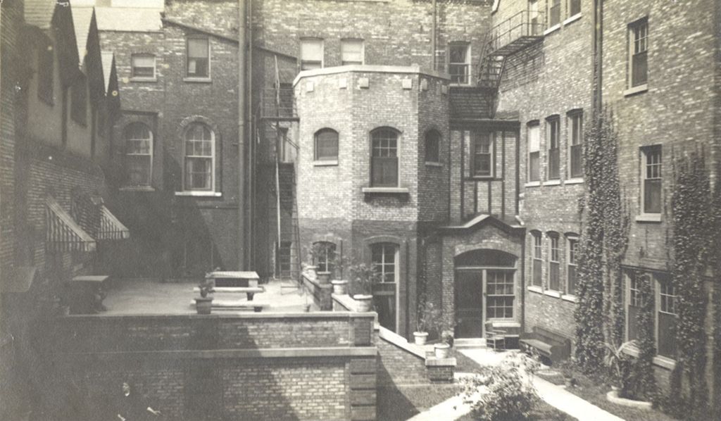 Miniature of Hull-House courtyard facing north