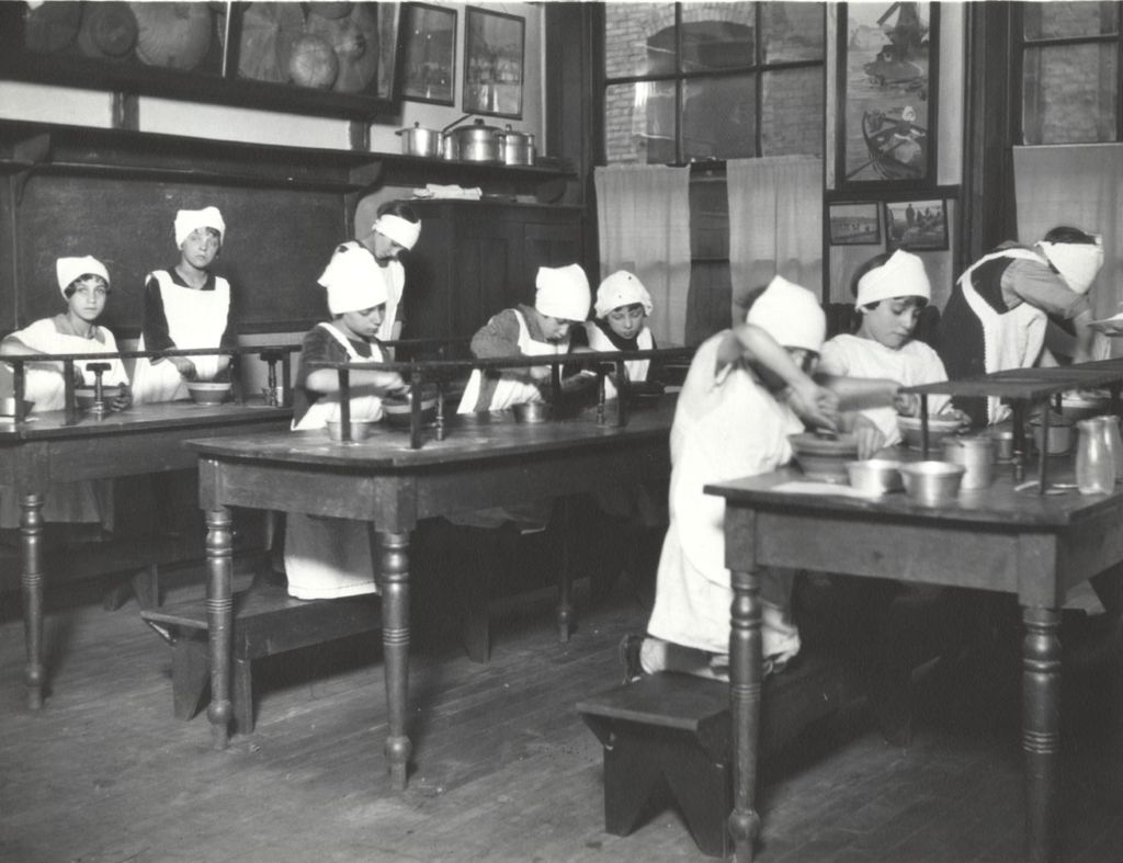 Miniature of Girls in cooking class