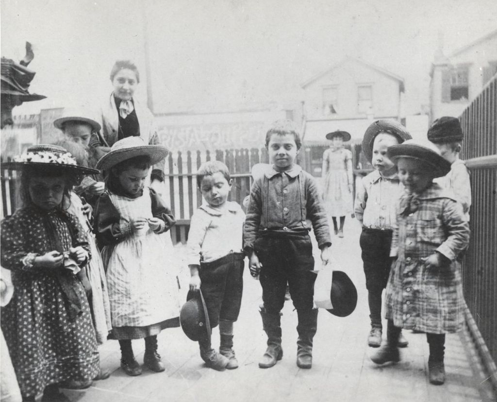 Children in Hull-House front yard