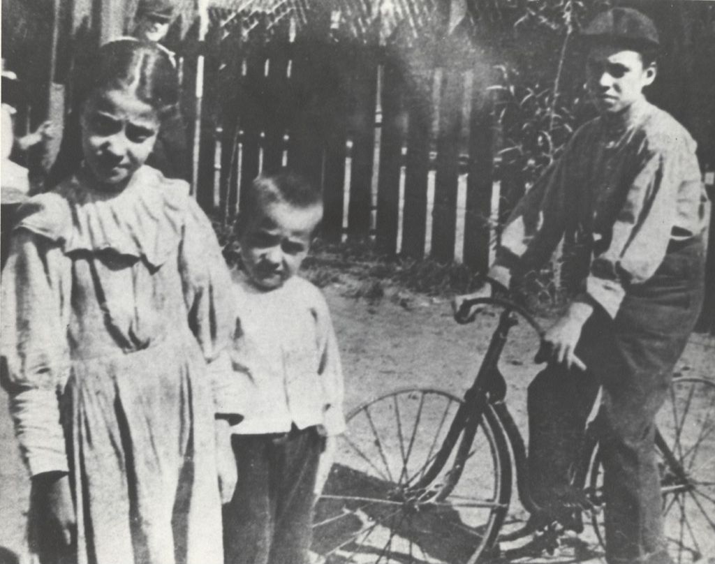 Miniature of Three children near Hull-House