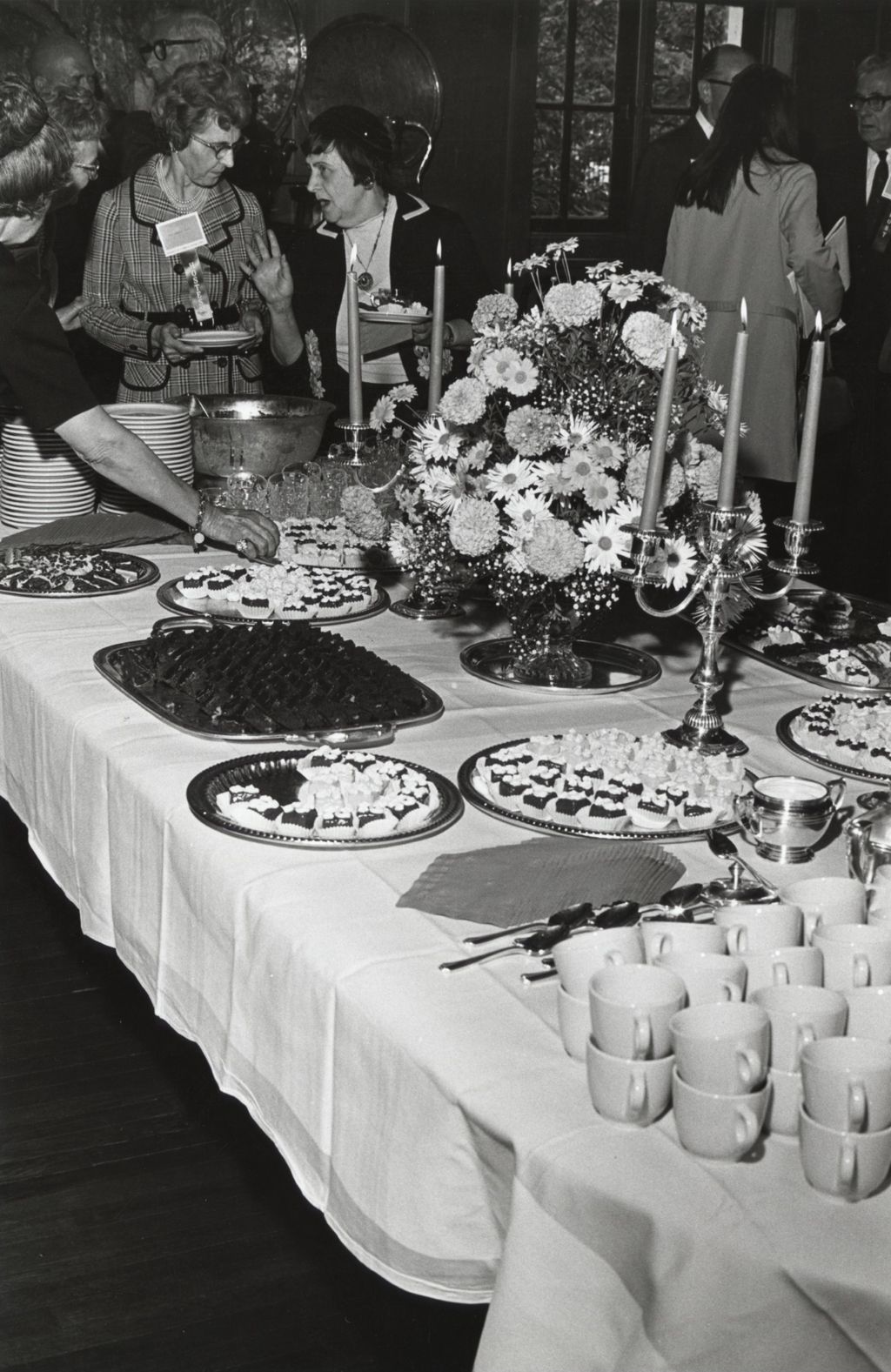 Refreshments table at Hull-House 80th Anniversary celebration