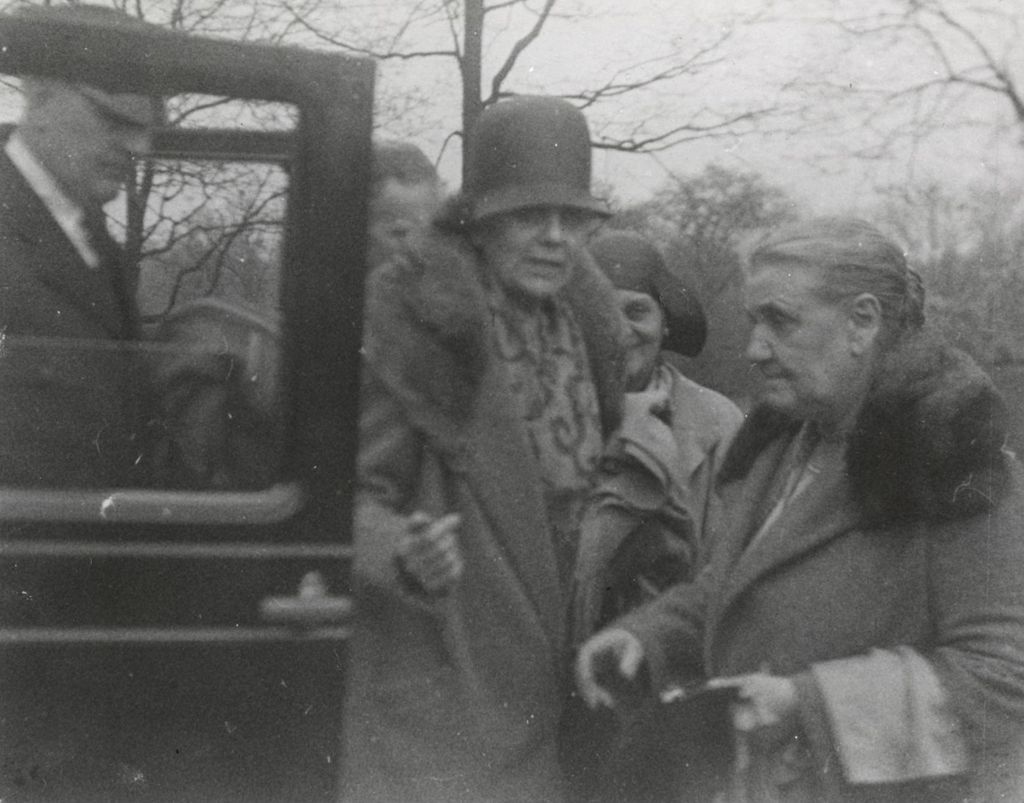 Jane Addams entering a car at Bowen Country Club during Hull-House 40th Anniversary celebration