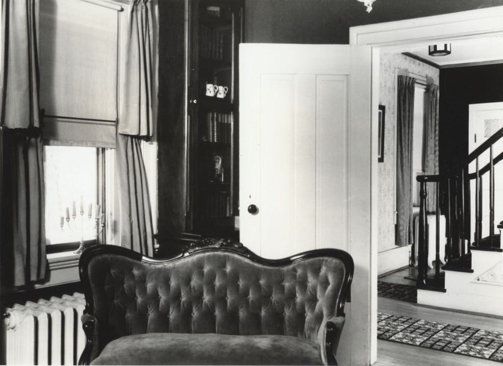 Jane Addams' birthplace, parlor and hall
