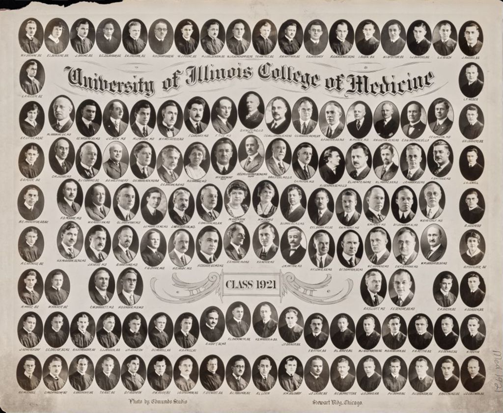 Miniature of 1921 graduating class, University of Illinois College of Medicine
