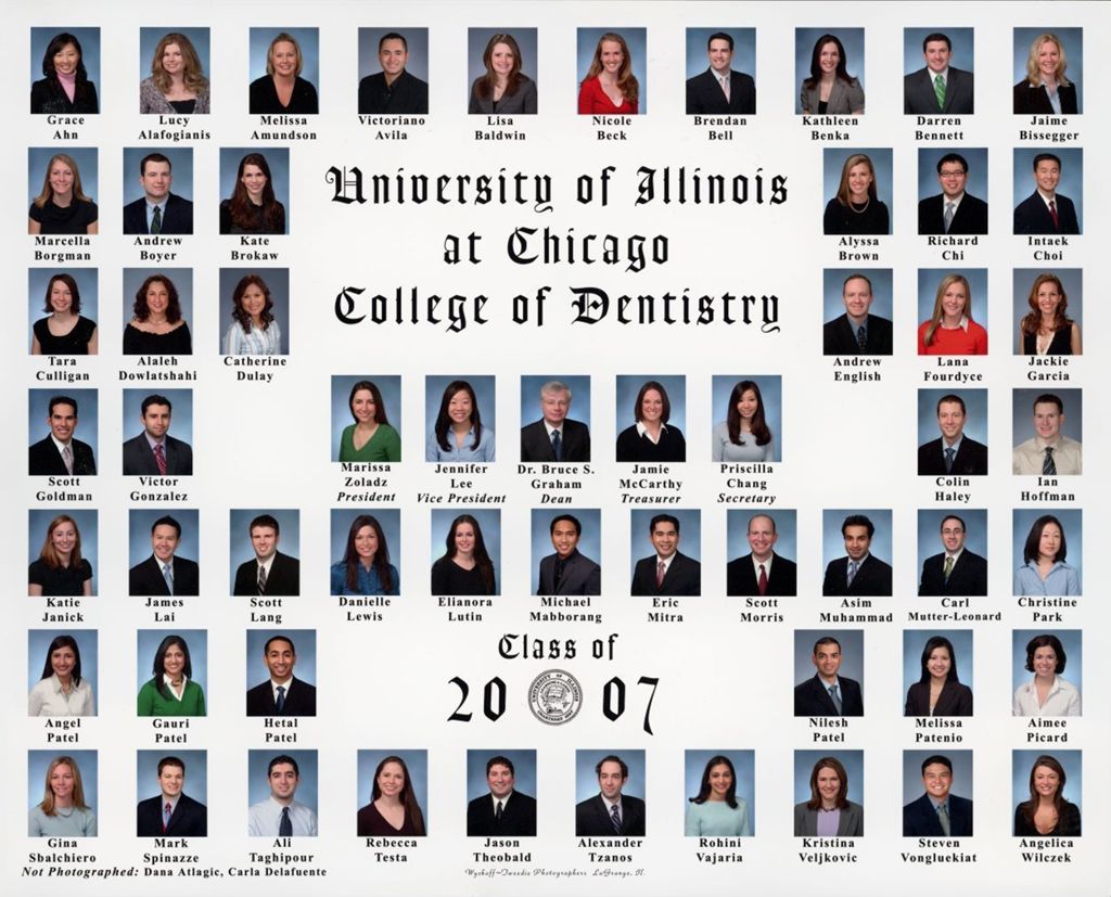 Miniature of 2007 graduating class, University of Illinois College of Dentistry